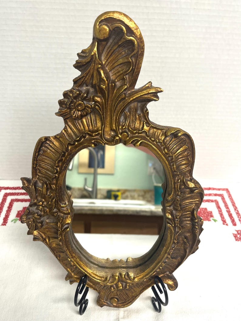 Vintage Italian Baroque Or Florentine style ornate gold giltwood wall mirror, vintage wall art