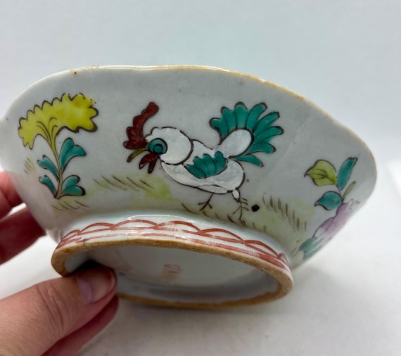Vintage Chinese Famille Rose porcelain 6” bowl featuring a rooster design , rooster bowls
