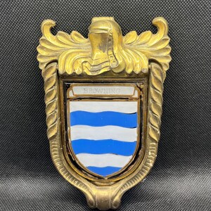 Vintage Brass Heraldic Door Knocker Shield Shaped Coat Of Arms “ Browning “ Bild 1