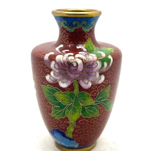 Vintage Chinese Cloisonné Miniature Flower Bud Vase Enameled Brass Pink Floral