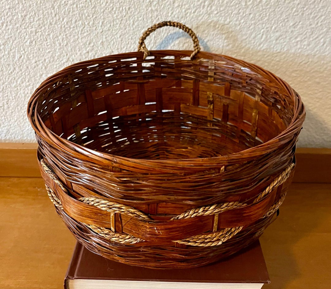 Vintage Brown Wicker Rattan Large Round Wall Hanging Storage Decorative ...