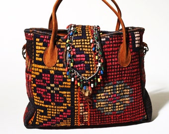 HANDMADE Anatolian Rug Shoulder Bag, Traditional Kilim Bag, Boho Bag, Turkish Purse, Handwoven Carpet Bag, Ethnic Laptop Bag, Flower Bag
