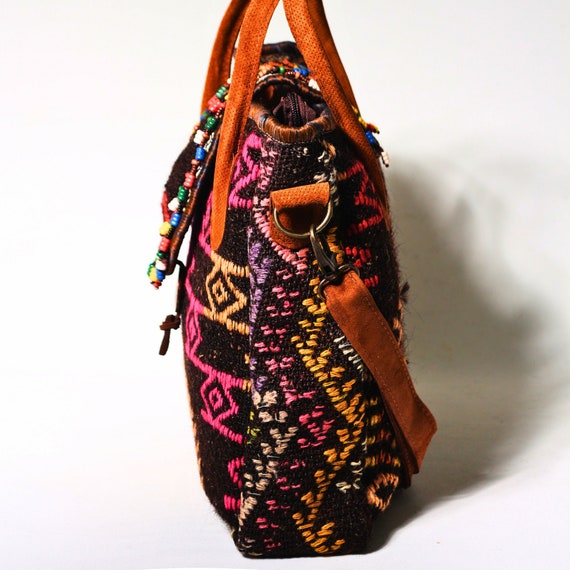 Bolso Kilim de Anatolia con motivo de lazo para el cabello hecho a