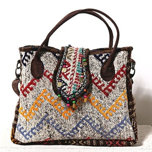 HANDMADE TRADITIONAL WATERWAY Motif Anatolian Rug Bag, Kilim Shoulder Bag, Boho Bag, Turkish Carpet Purse, Handwoven Bag, Ethnic Gift Bag