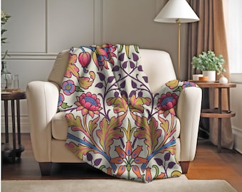 William Morris Floral Blanket: Velveteen Plush Throw
