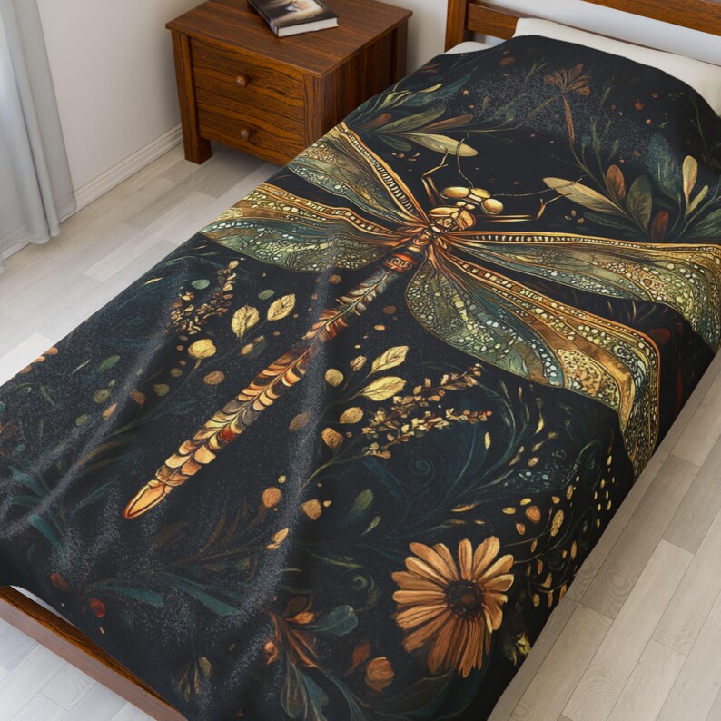 Dragonfly Velveteen Plush Blanket: Elegant Nature Home Decor image 2