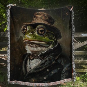 Vintage Toad Tapestry Throw: Renaissance Cotton Woven Blanket