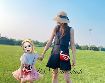 Bolso de Minnie Mouse de crochet hecho a mano, bandolera inspirada en Disney