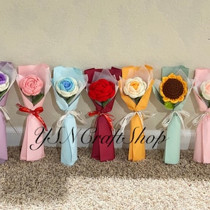 Handgemachter Blumenstrauß, Häkelblumenstrauß, Strauß für Freundin, Weihnachten, Valentinstag und Muttertag