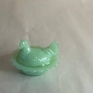 Mosser Jadeite Mini Hen on Nest Salt Cellar