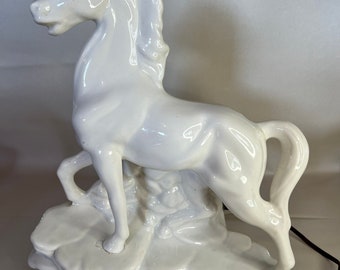 Mid Century Maddux California Pottery White Horse Stallion TV Lamp