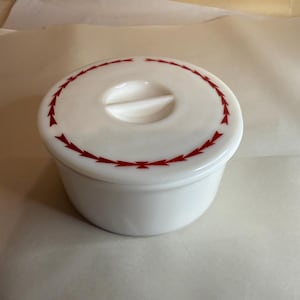 Vintage Hazel Atlas Milk Glass Red Arrow Grease Jar