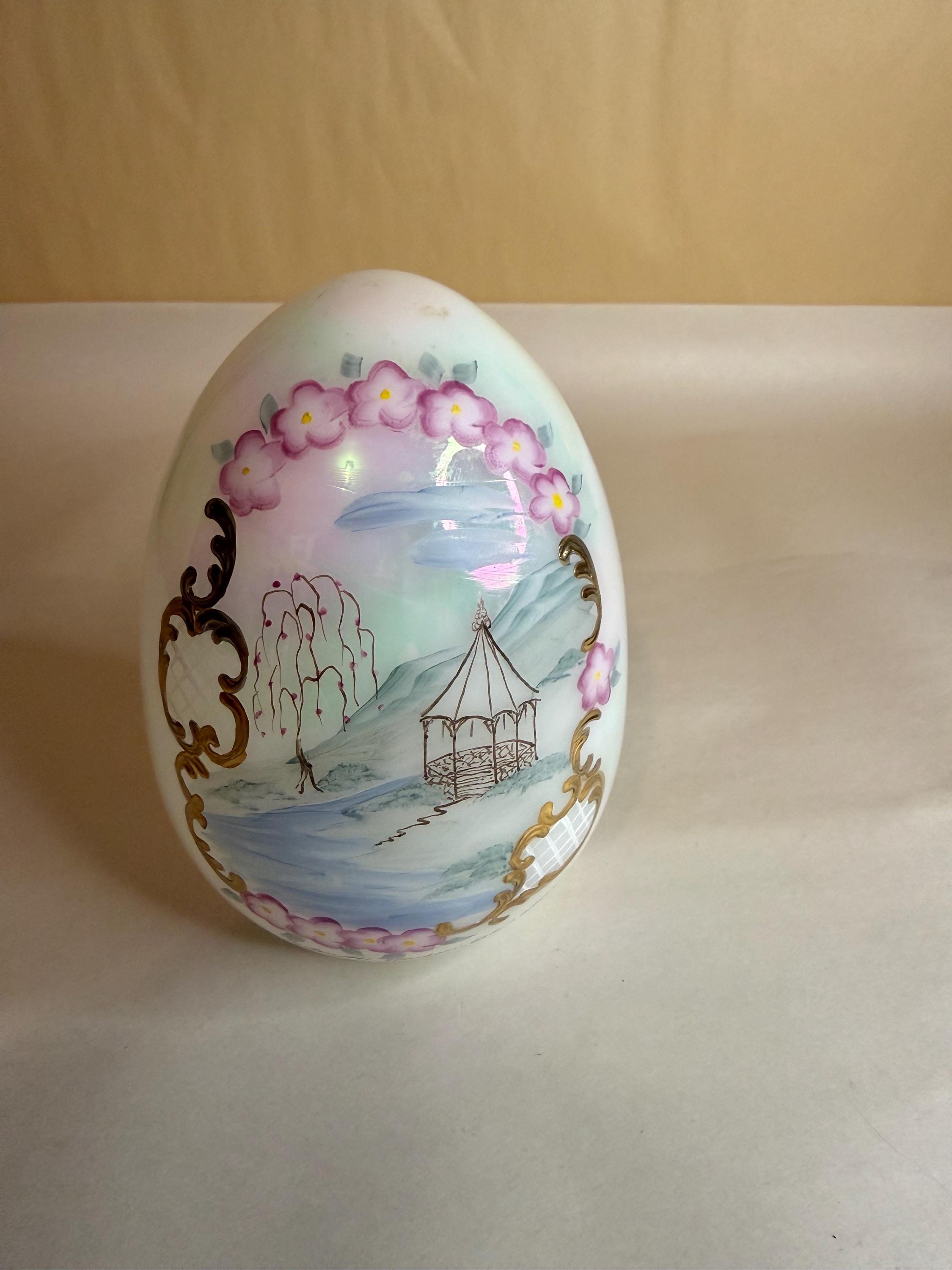 米国フェントン社ウランガラスのイースターエッグ2個（共箱付） 米国