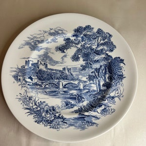 Vintage Wedgewood England Countryside 10” Dinner Plate