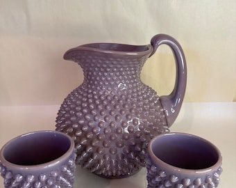 Brocca grande con melanzane hobnail in giadeite con 2 bicchieri