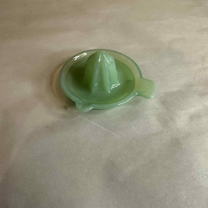 Vintage Jadeite Mini Citus Reamer