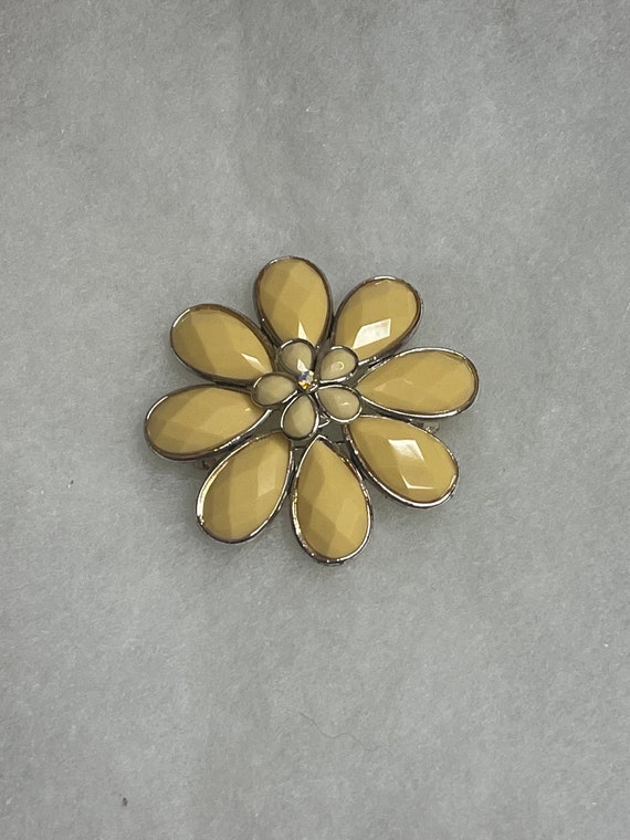 Vintage Lucite Yellow Flower Brooch