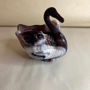 Vintage Imperial Glass Amethyst Slag Glass Swan Trinket Nut Dish