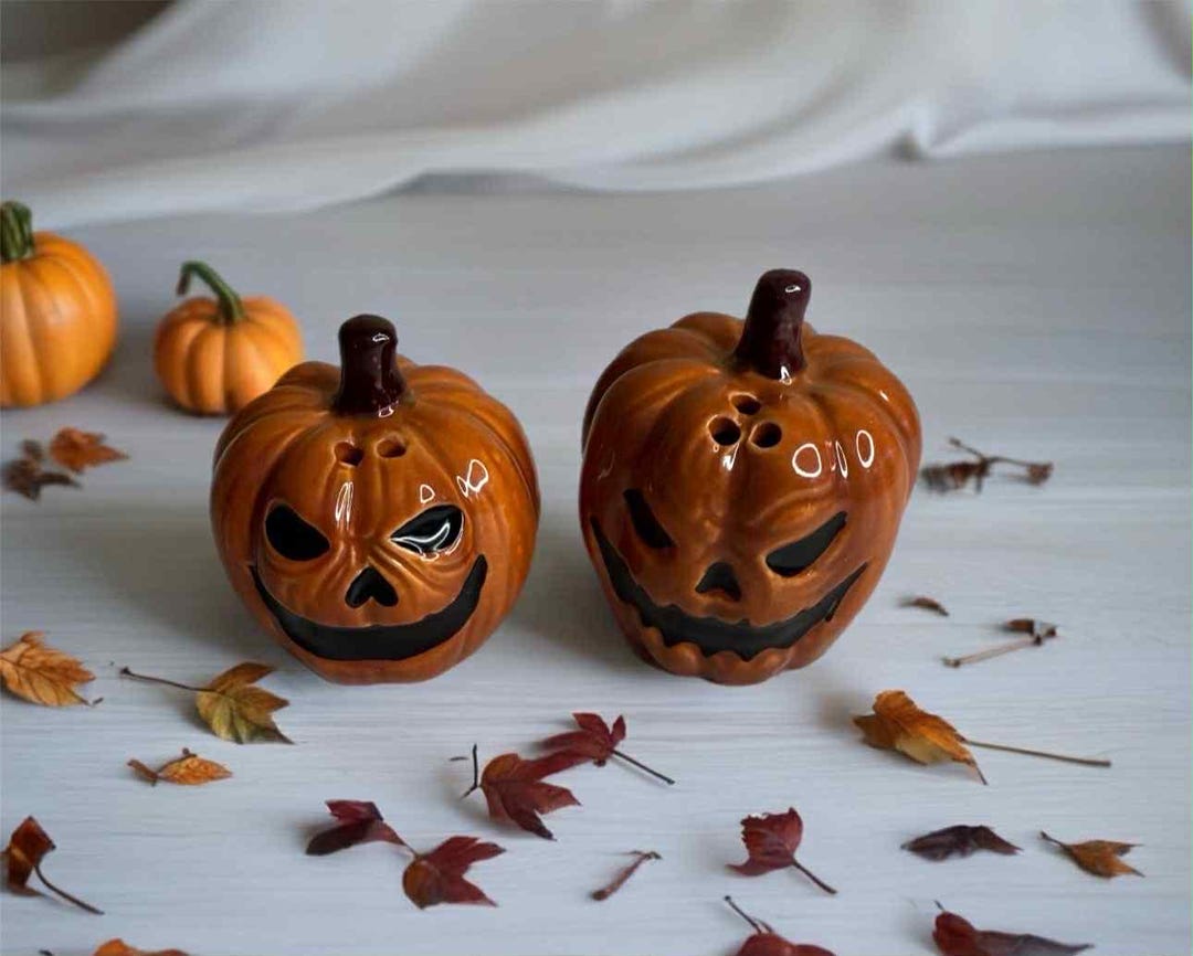 Ceramic Halloween Pumpkins Salt and Pepper Shakers Pair - Etsy