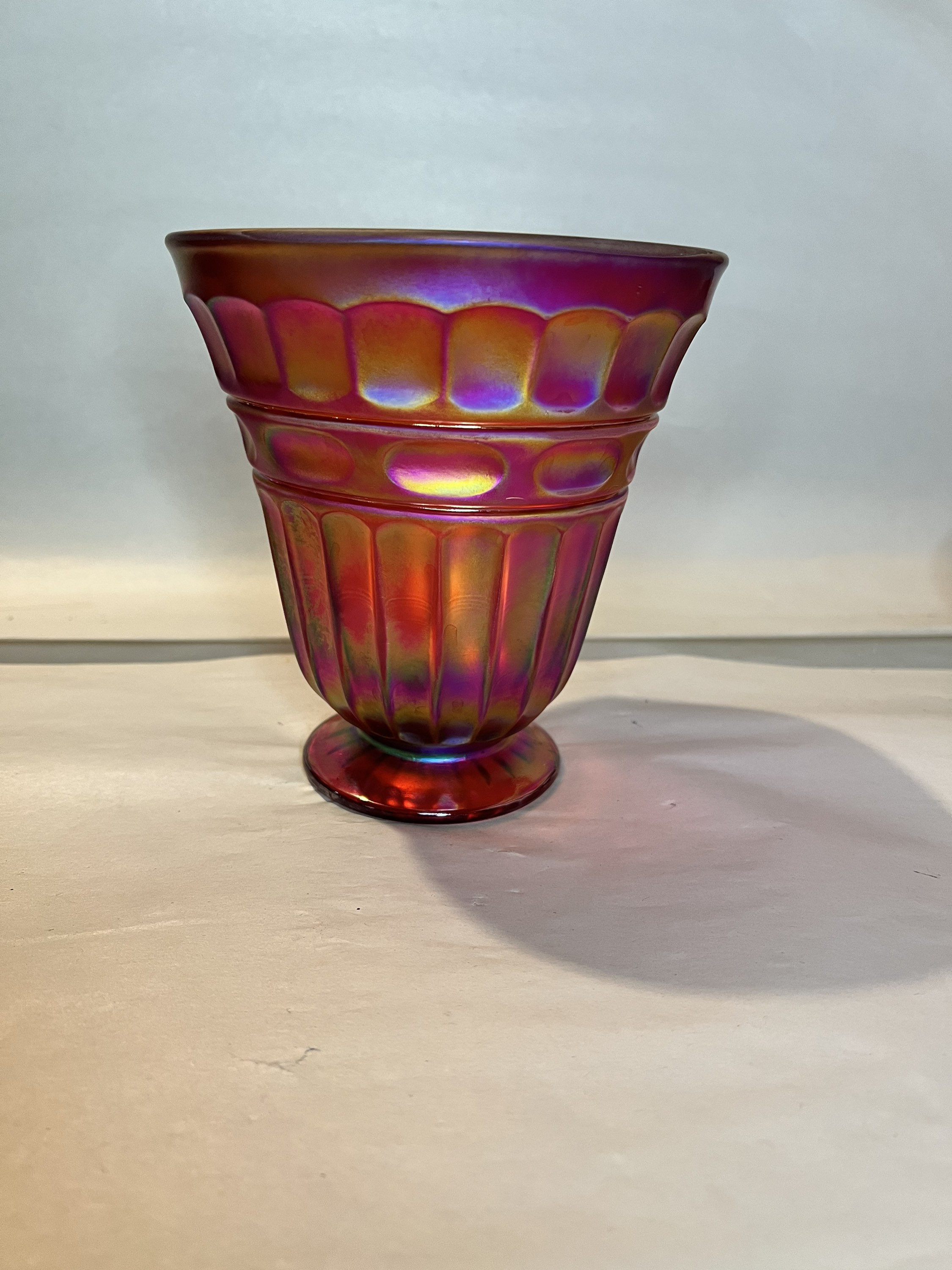フェントン ルビー サテン 虹色花瓶 - Etsy 日本