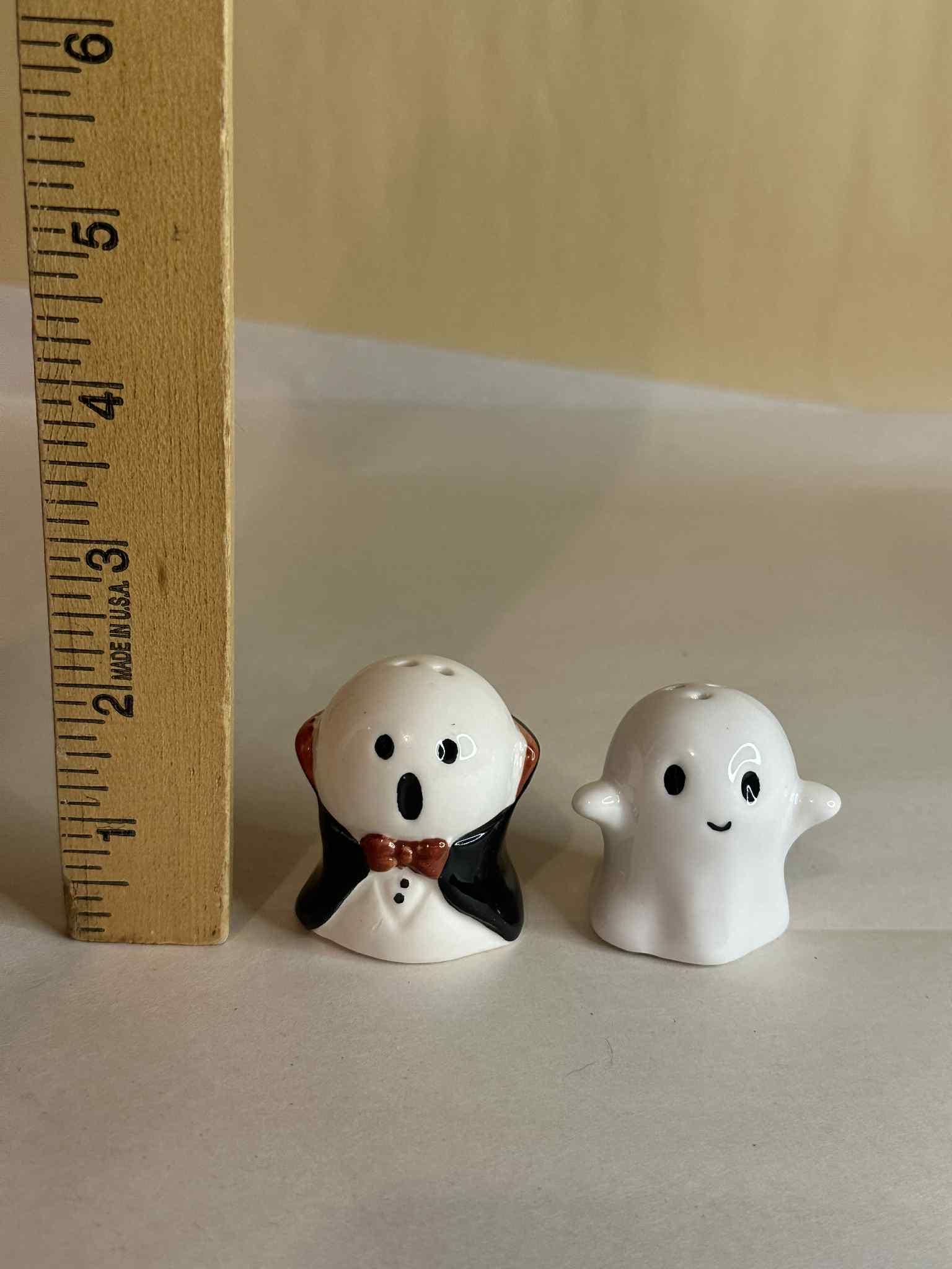 Ceramic Ghost Salt and Pepper Shakers Pair - Etsy