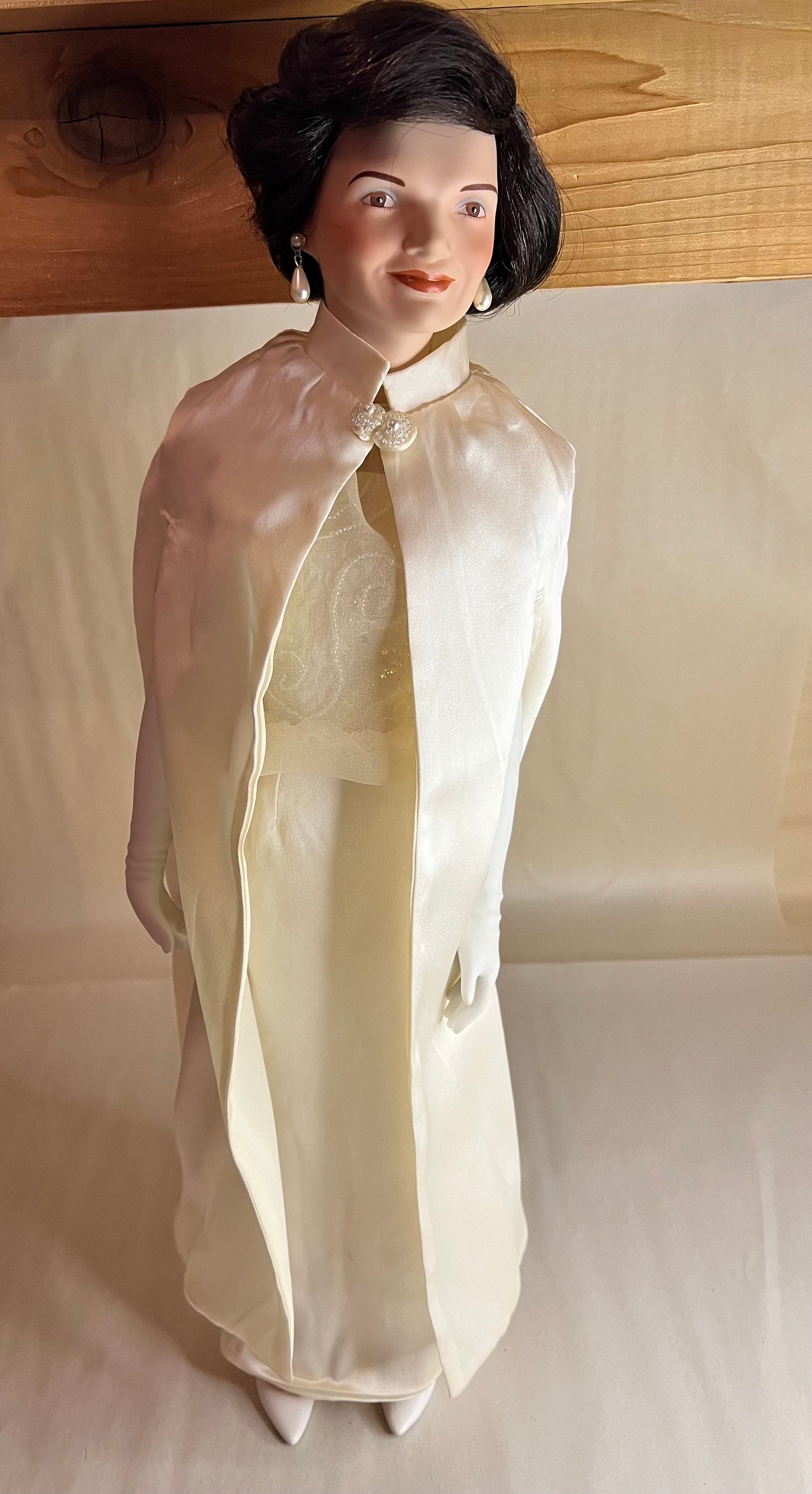 Jacqueline kennedy porcelain dolls - Etsy 日本