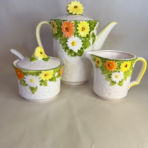 Vintage Lefton Japan Daisy Coffee Pot Cream and Sugar Set