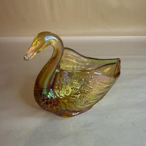 Fenton Carnival Swan Trinket Nut Dish