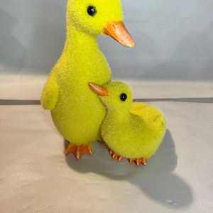 Vintage Momma Duck and Baby Duck Statue