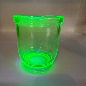 Green Depression Uranium Glass Mixing Container