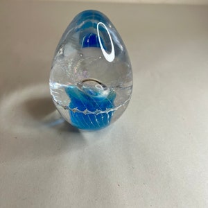 Vintage Art Glass Egg Paperweight