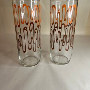 Pair of Vintage 24oz Atomic Kitschy Orange Ombre Loops Iced Tea Glasses