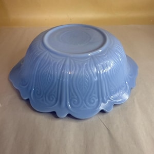 Vintage McKee Delphite Blue Miska do serwowania z falbanką