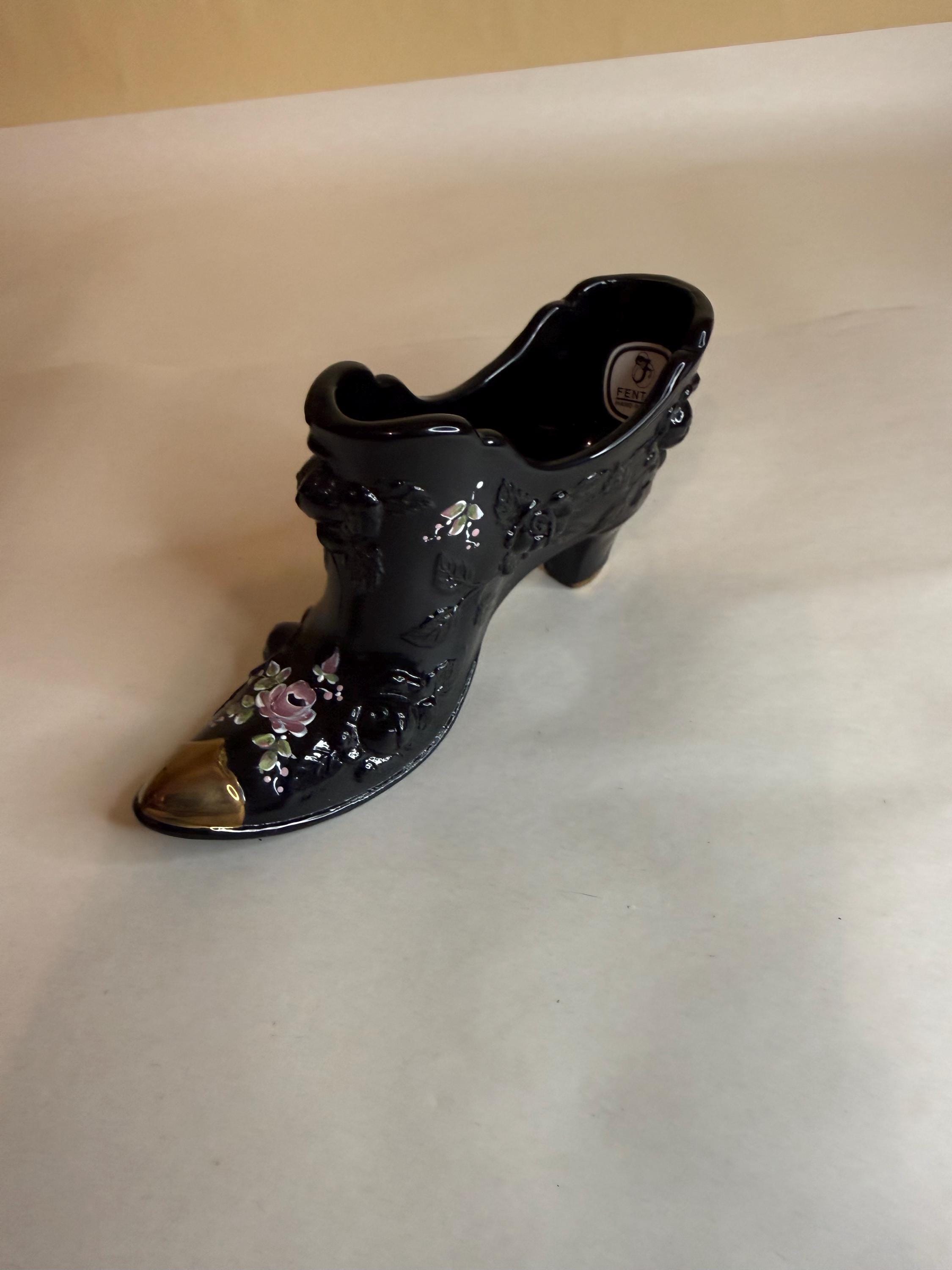 Fenton Shoe Cat - Etsy