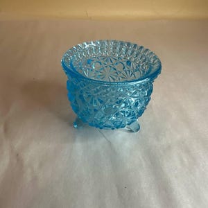 Fenton Daisy and Button Electric Blue Mustard Dish