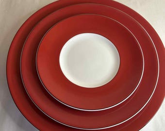 Royal Albert Haworth, 20 Piece Service for 4, Dinnerware Set