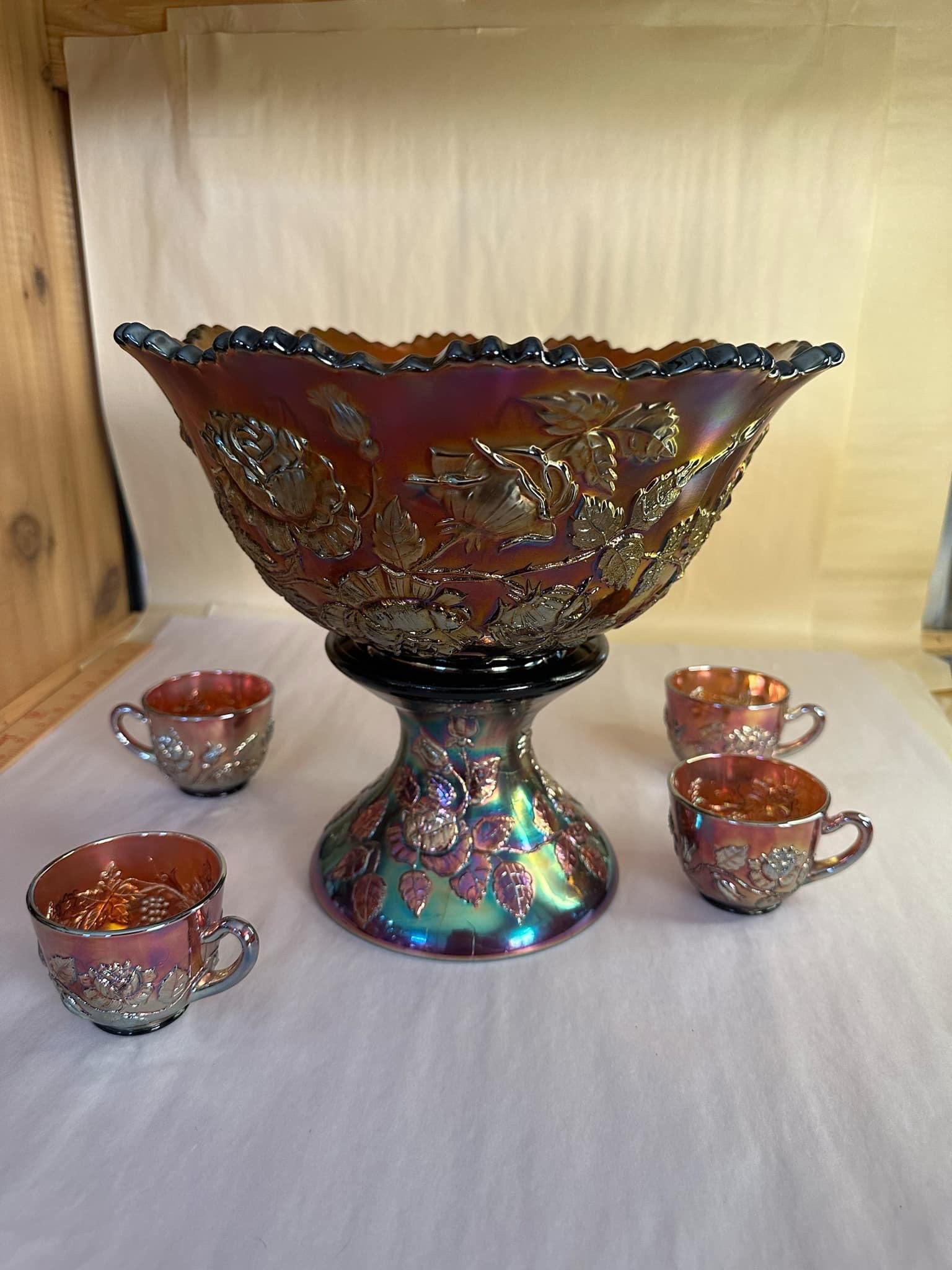 【tomo】バッチフラワー クランベリー ブラックカラント 8個セット Fenton Amethyst and Marigold Wreath of Roses Punch Bowl W Stand