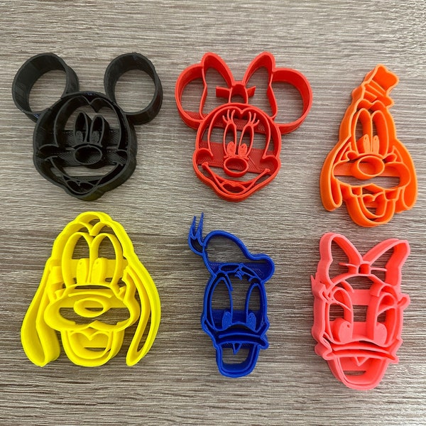 Original Disney Character Cookie Cutter Set with Mickey, Minnie, Donald Duck, Daisy Duck, Pluto, and Goofy