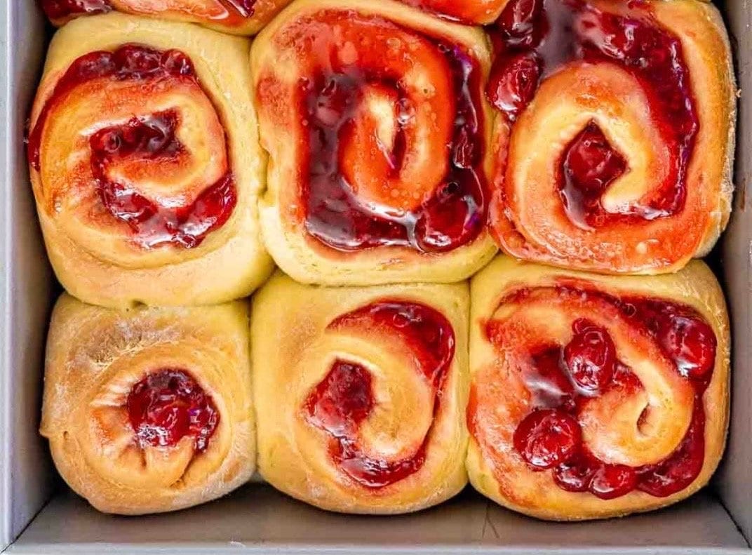 Cherry Homemade Rolls, Old Fashioned Baked Cherry Rolls, Cherry Roll