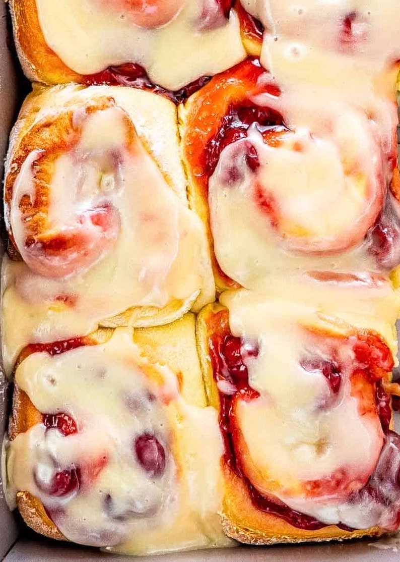 Cherry Homemade Rolls, Old Fashioned Baked Cherry Rolls, Cherry Roll