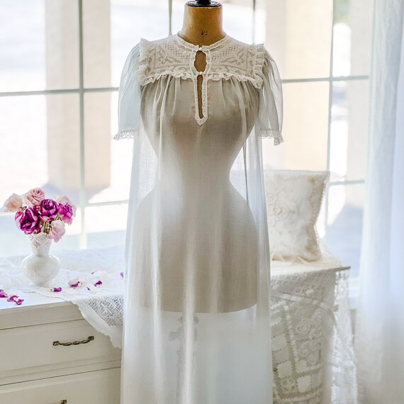 1930s Nightgown With Embroidered Butterflies Vintage … Gem