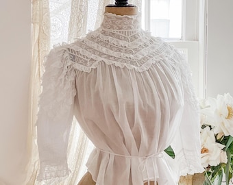 Edwardiaanse witte blouse antieke kanten ruches van Valenciennes