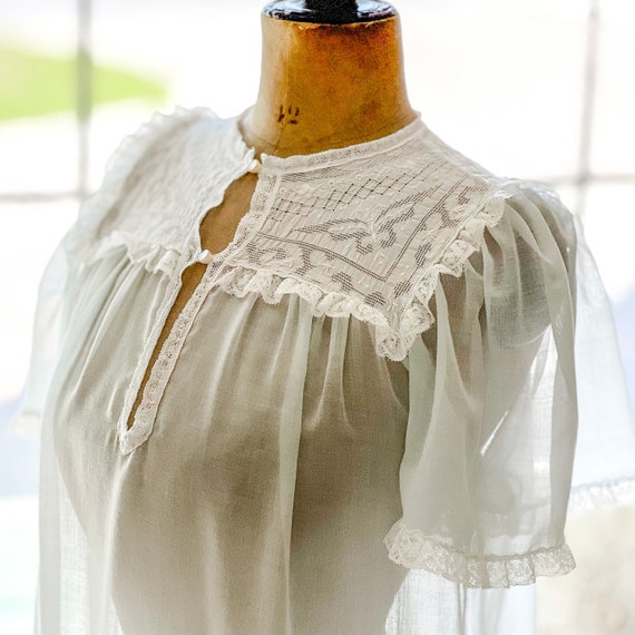 1930s Nightgown With Embroidered Butterflies Vintage … Gem