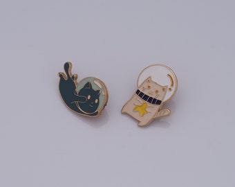 Cartoon Brooch, Cute Space Cat Brooch, Brooch Badge, Gift for Her
