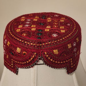 Embroided Pashtoon/Balochi/Sindhi round cap for boys. Ages 4-12. Size 21 inches round. Free shipping throughout U.S