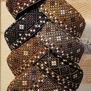 Traditionelle bestickte runde Kappe für Männer / Frauen. Größe 22 Zoll rund. Kostenloser Versand alle USA