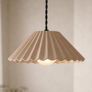 Grote picco | Keramische hangplafondlamp | Handgemaakt minimalistisch geplooid hangarmatuur van natuurlijk duin