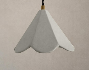 Turijn | Keramische hangplafondlamp | Handgemaakt minimalistisch decoratief hangarmatuur in beenwit
