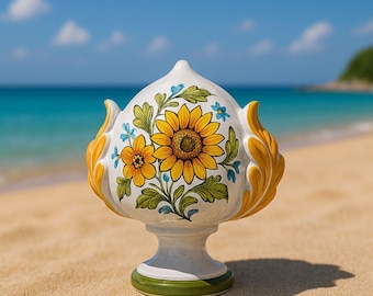 Pumo in ceramica realizzato a mamo. Girasoli
