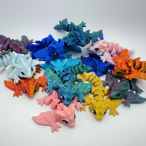 Mini Baby Wyvern Dragon, 3D printed Articulated Fidget Toy, Cinderwing3D